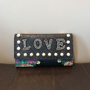 Aldo Clutch NWOT